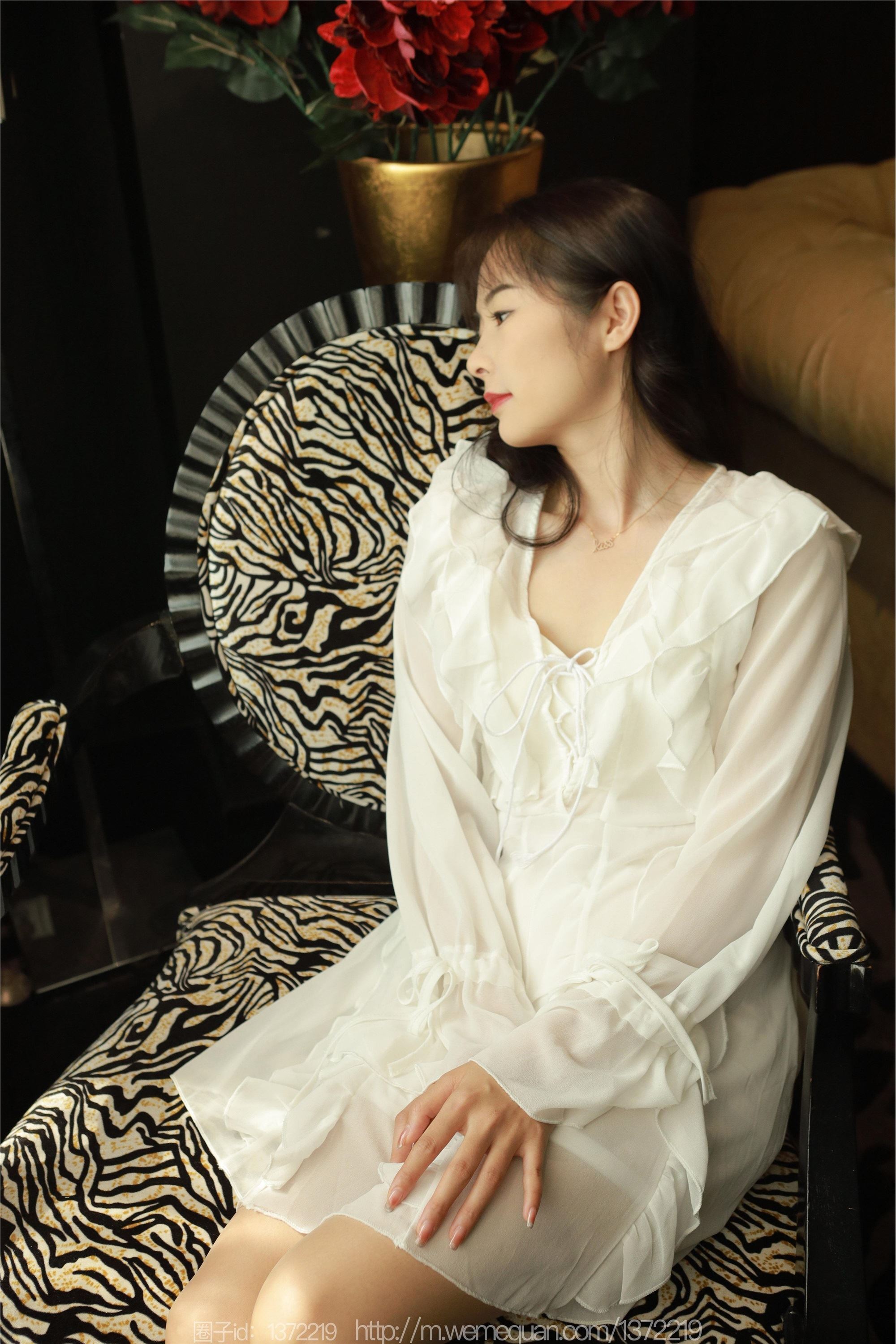 IESS异思趣向  2023.03.01 丝享家 1377 小金《爱丽丝梦境》